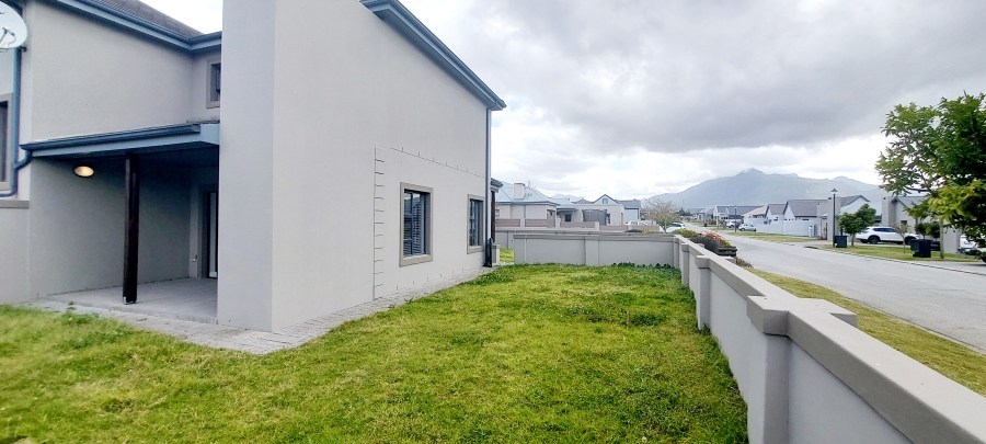 3 Bedroom Property for Sale in Blue Mountain Village Western Cape